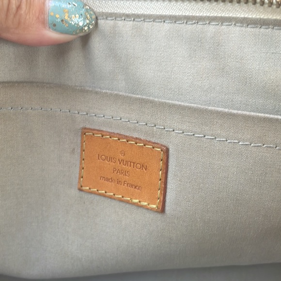 LOUIS VUITTON VERNIS SHOULDER PURSE BAG - Picture 13 of 17